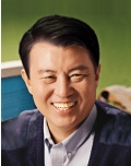 제 7 대 김덕룡 회장 모습